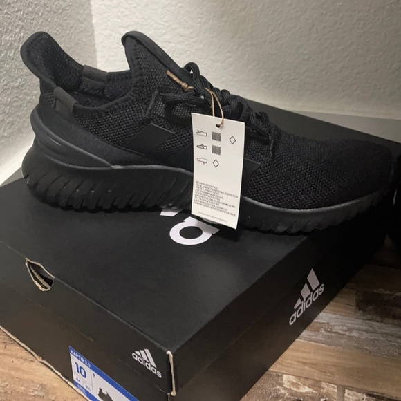 Men’s Adidas